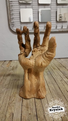 Sergio Miraset. Talla en madera de olivo. 2018
